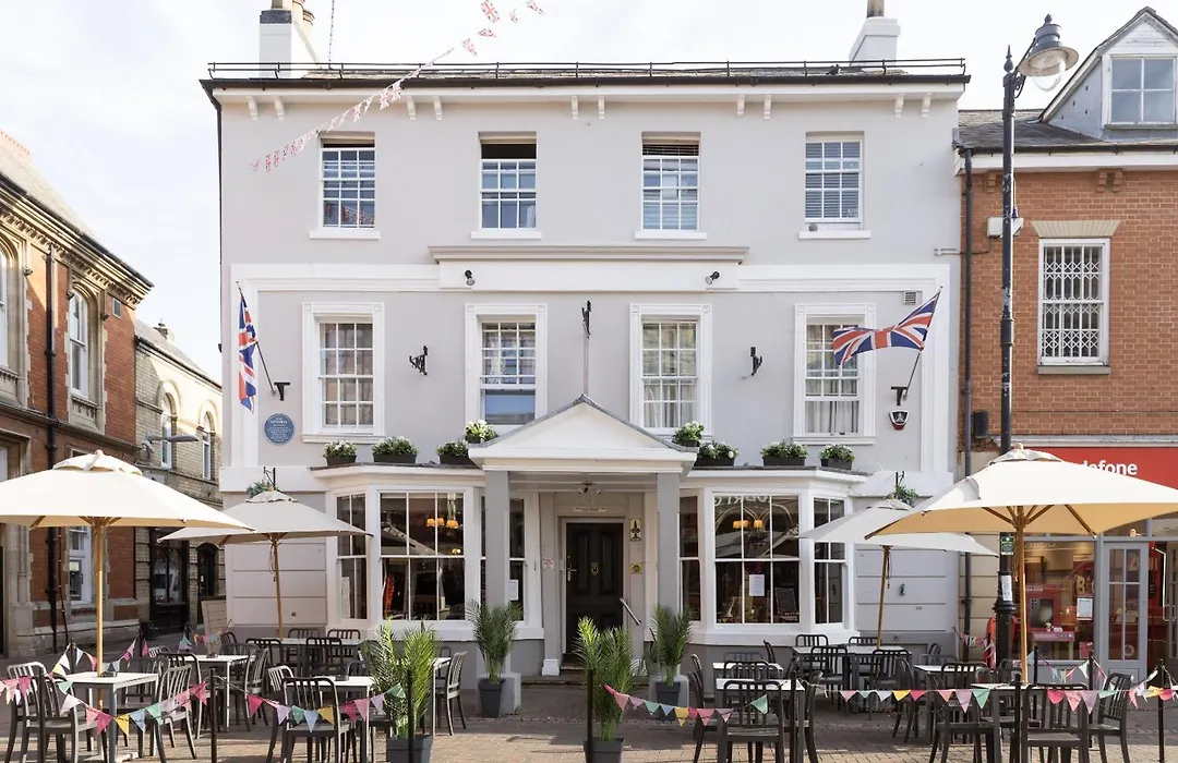 The Red Lion Hotel-1